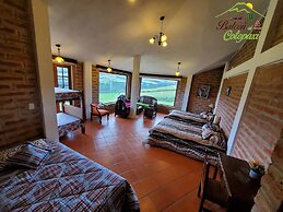 Balcon Al Cotopaxi Hosteria