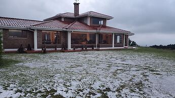 Balcon Al Cotopaxi Hosteria