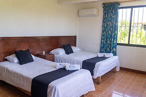 Hotel Camino Del Sol