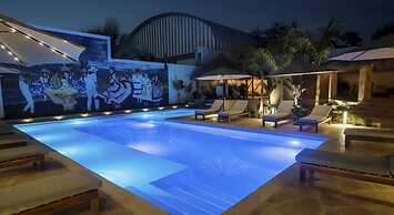 Hotel Camino Del Sol