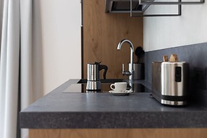 Aris Apartments & Sky Pool - Tonelli Hotels - Adult Friendly