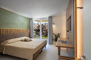 Aris Apartments & Sky Pool - Tonelli Hotels - Adult Friendly