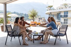 Aris Apartments & Sky Pool - Tonelli Hotels - Adult Friendly