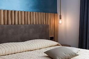 Aris Apartments & Sky Pool - Tonelli Hotels - Adult Friendly