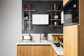 Aris Apartments & Sky Pool - Tonelli Hotels - Adult Friendly