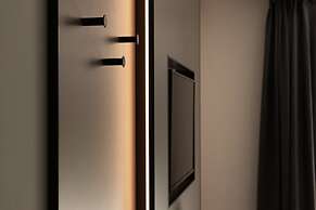 Aris Apartments & Sky Pool - Tonelli Hotels - Adult Friendly