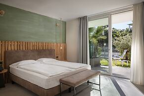 Aris Apartments & Sky Pool - Tonelli Hotels - Adult Friendly