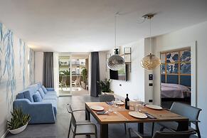 Aris Apartments & Sky Pool - Tonelli Hotels - Adult Friendly