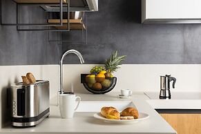 Aris Apartments & Sky Pool - Tonelli Hotels - Adult Friendly