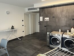 Aris Apartments & Sky Pool - Tonelli Hotels - Adult Friendly