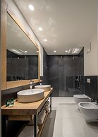 Aris Apartments & Sky Pool - Tonelli Hotels - Adult Friendly