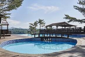 Club ES Jecheon Resort