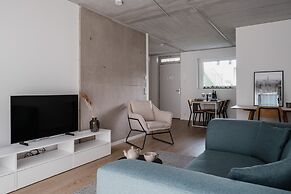 CLOUD No7 STUDIOS