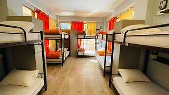 Madpackers Jibhi - Hostel