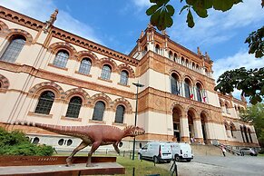 Vico Fashion District