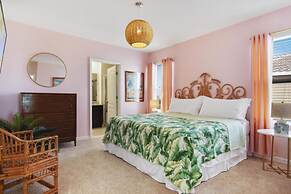 Lake View at Solterra 7 Bdrms, Sleeps 18