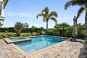 Wellerden at Reunion Resort!by Shine Villas