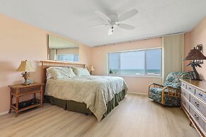 Four Winds by Distinctive Beach Rentals