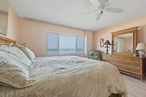 Four Winds by Distinctive Beach Rentals