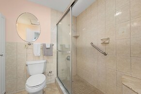 Four Winds by Distinctive Beach Rentals