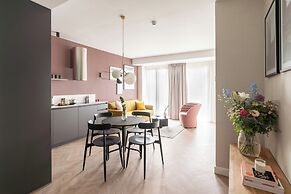 YAYS Antwerp Opera by Numa