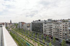 YAYS Antwerp Opera by Numa