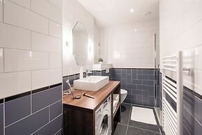 YAYS Antwerp Opera by Numa