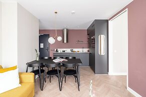 YAYS Antwerp Opera by Numa