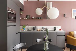 YAYS Antwerp Opera by Numa