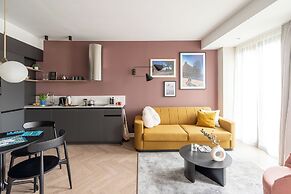 YAYS Antwerp Opera by Numa