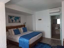 Alaçatı Otel Rebetiko