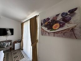 Alaçatı Otel Rebetiko