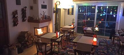 Alaçatı Otel Rebetiko