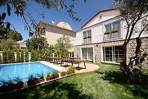 Alaçatı Otel Rebetiko