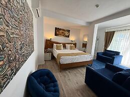 Alaçatı Otel Rebetiko