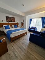 Alaçatı Otel Rebetiko