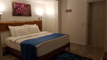 Alaçatı Otel Rebetiko