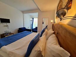 Alaçatı Otel Rebetiko