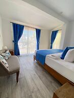 Alaçatı Otel Rebetiko