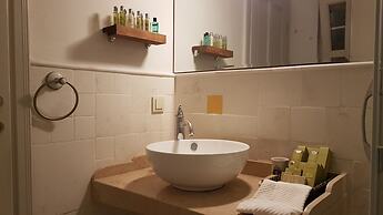 Alaçatı Otel Rebetiko