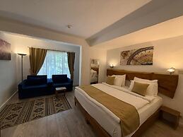Alaçatı Otel Rebetiko
