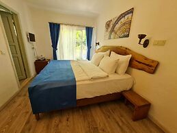 Alaçatı Otel Rebetiko