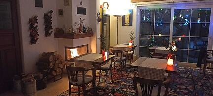 Alaçatı Otel Rebetiko