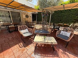 Alaçatı Otel Rebetiko