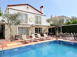 Alaçatı Otel Rebetiko