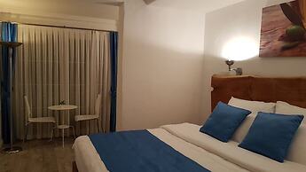 Alaçatı Otel Rebetiko