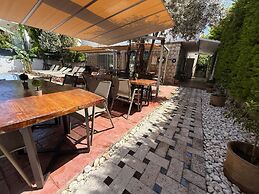 Alaçatı Otel Rebetiko