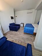 Alaçatı Otel Rebetiko