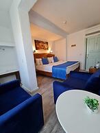 Alaçatı Otel Rebetiko