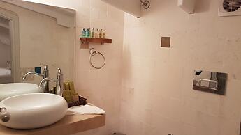 Alaçatı Otel Rebetiko